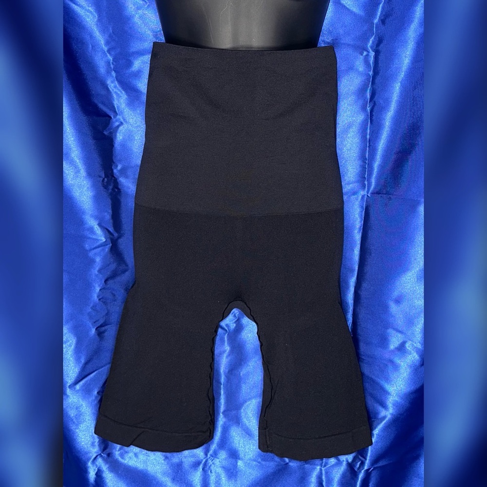 Pre-Loved Shapewear Shorts
